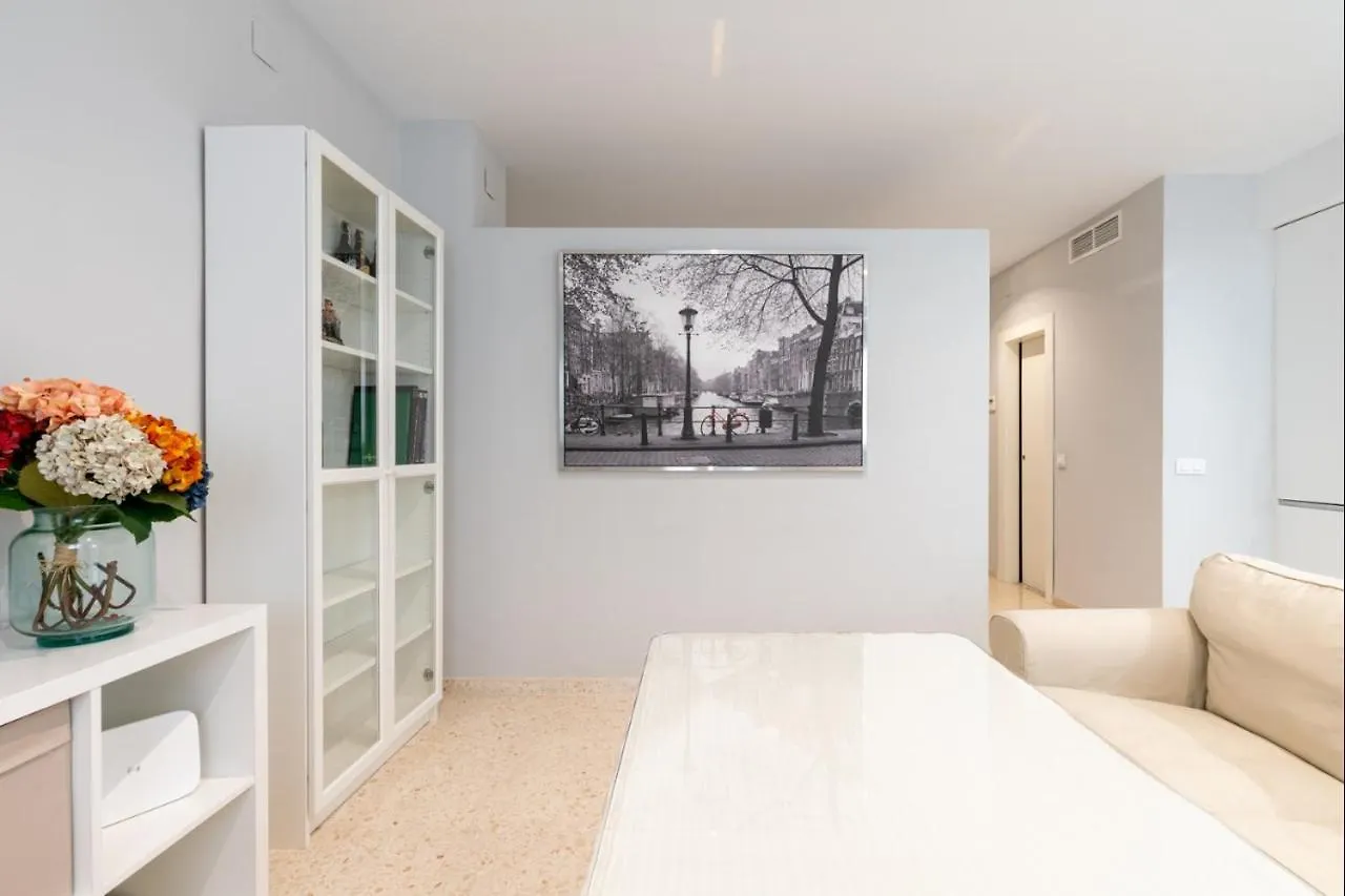 Behouse Reyes Catolicos Apartment Seville