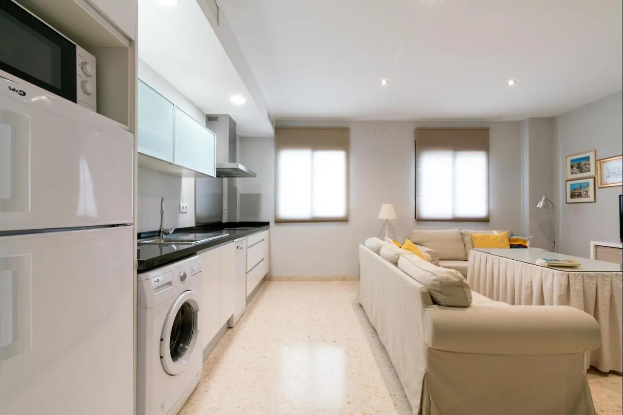 Behouse Reyes Catolicos Apartment Seville