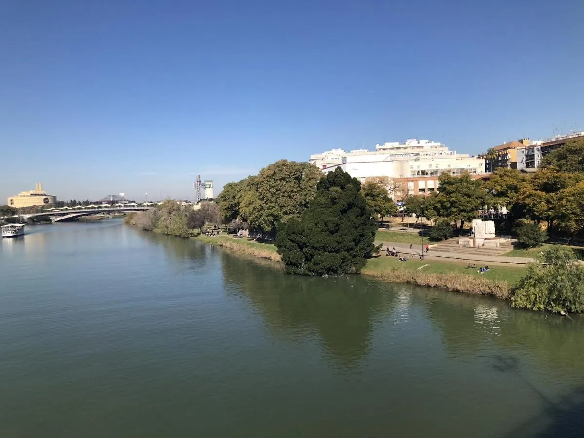 Behouse Reyes Catolicos Apartment Seville Spain