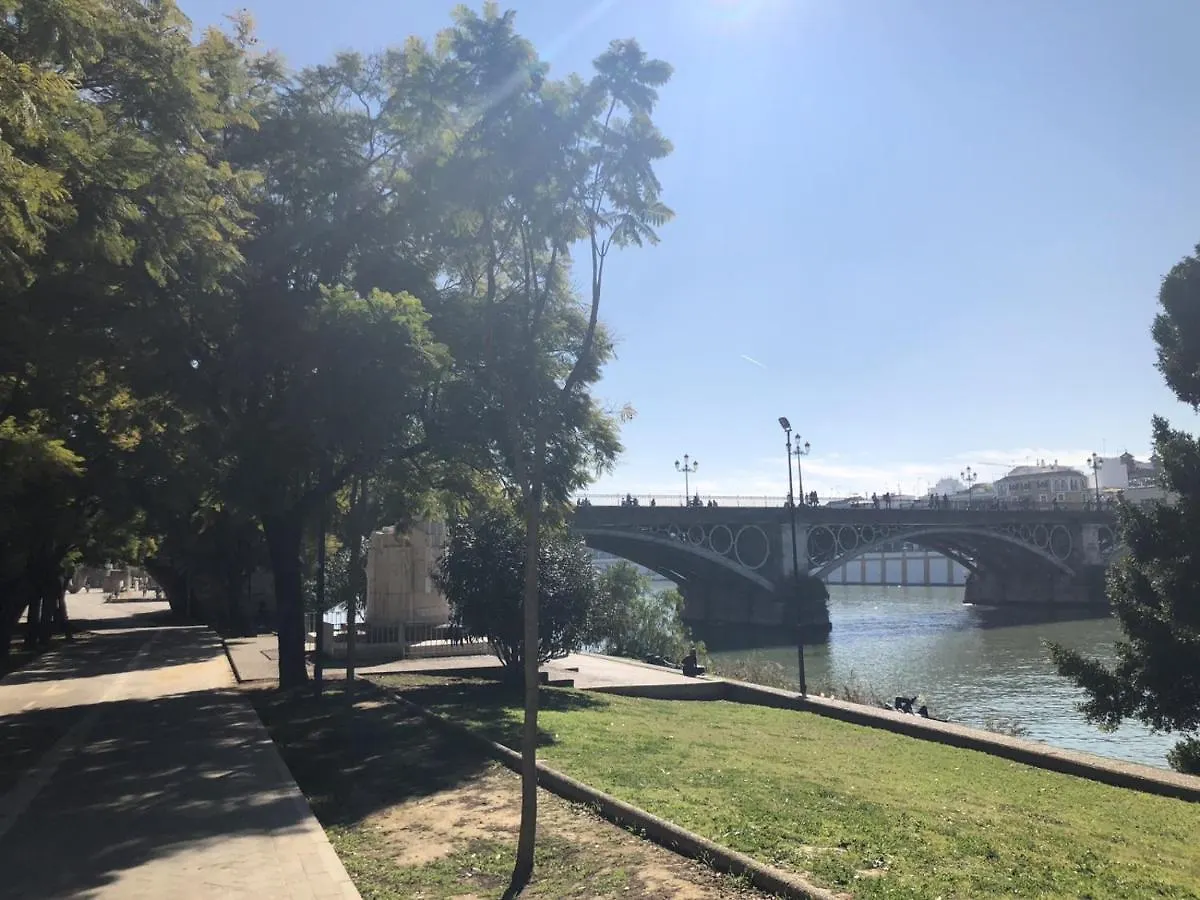 Behouse Reyes Catolicos Apartment Seville